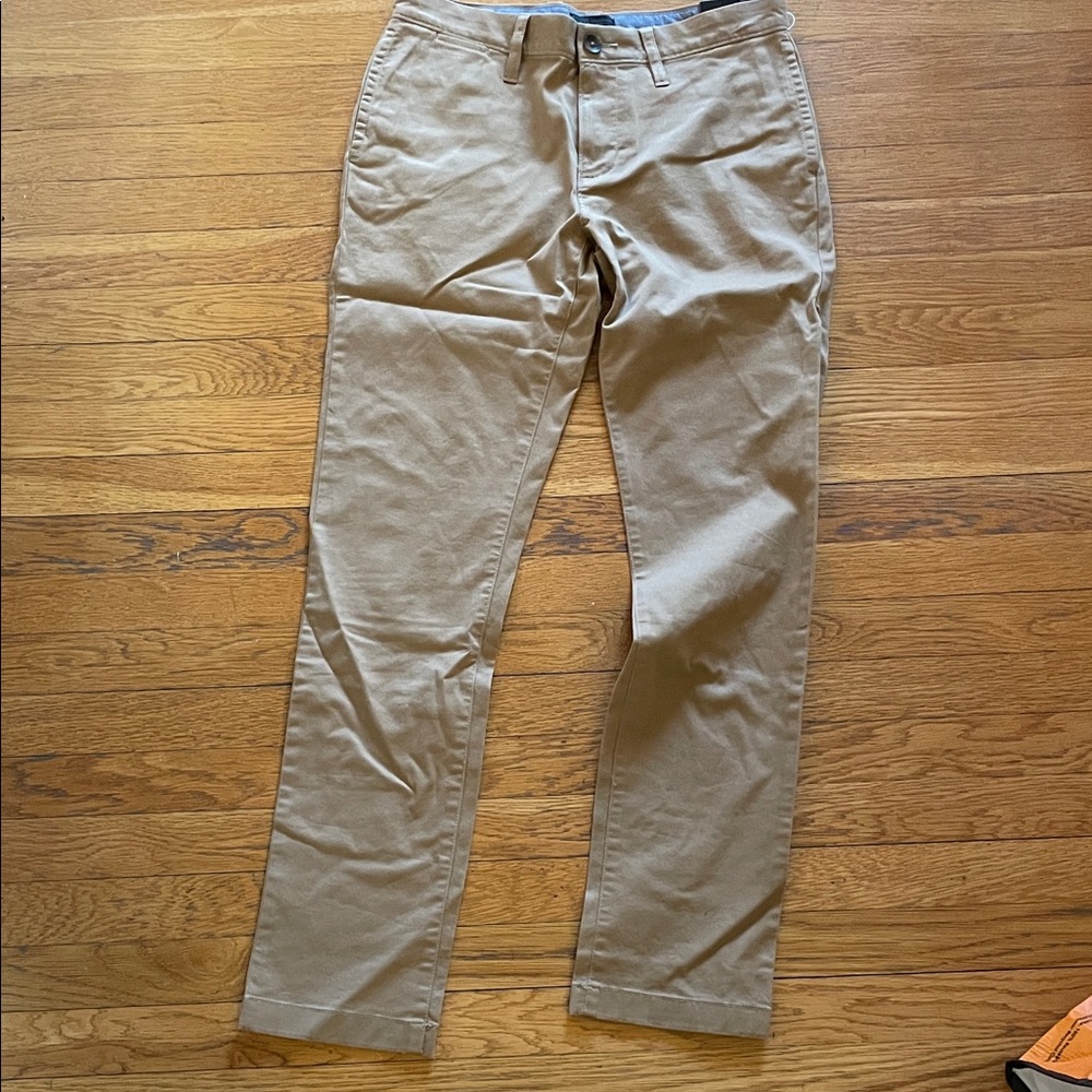 14th & Union Men's Tan Chinos 30 X 32 NWT